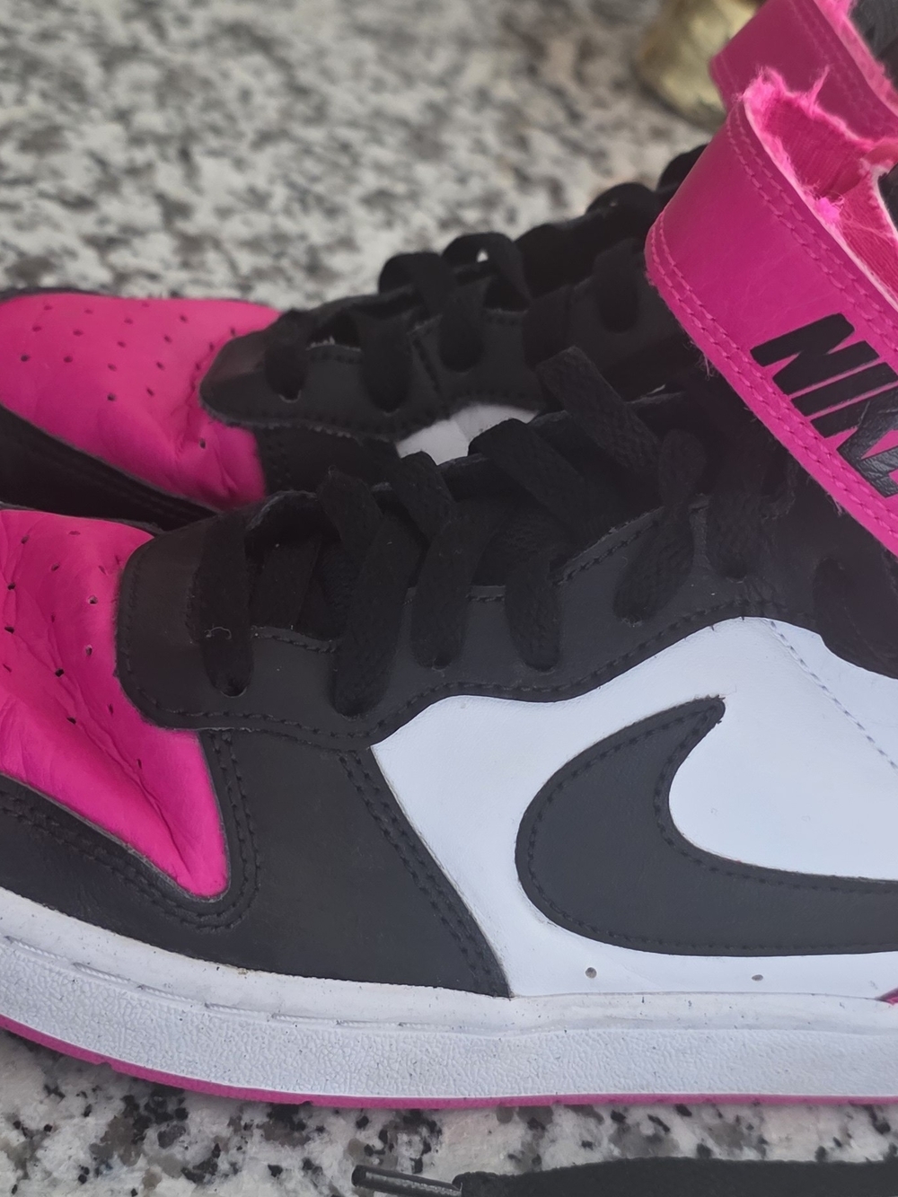 Nike Kids High-Top Sneakers in Hot Pink, Black & White